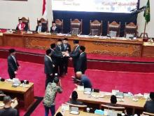 Anak Soerya Respationo Jadi Pimpinan Sementara DPRD Batam