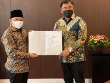 Bupati Dharmasraya Sutan Riska Daftar Jadi Calon Ketua Umum APKASI