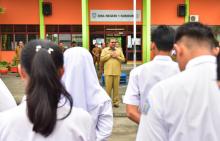 Cara Bupati Rafiq Semangati Pelajar SMAN 1 Kundur Sebelum UNBK