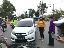 Dua Putrinya Ditabrak Mobil, Wani Heran Polisi Tak Proses Pengemudi