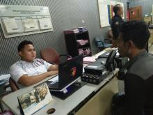 Sempat Menghilang, Pengusaha Kue Jar Diduga Terkena Hipnotis 