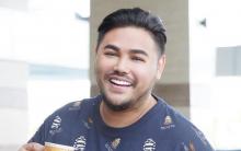 Cara Ivan Gunawan Rayakan Tahun Baru, Berlibur ke Bali dan Berbagi Sembako