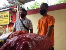 Demi Biaya Rapid Test, Arf Nekat Curi 10 Karung Bawang di Pasar Tanjungpinang