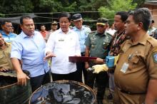 Isdianto Minta Pusat Atasi Limbah Perairan Internasional di Kepri