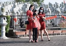Imlek di Tengah Pandemi Bikin Vihara Patung Seribu Sepi Pengunjung