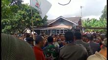 Puluhan Warga Ruli Sei Pancur Adang Aparat 