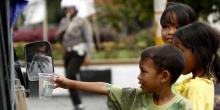 Karimun Diserbu Anak-anak Pengemis Seribu