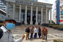 Ishak-Salmizi Gugat Hasil Pilkada Lingga ke MK