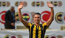 Pato Resmi ke Chelsea, Van Persie Akan Menyusul