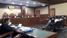 Anak Buah Sebut Gubernur Nurdin tak Berwenang Beri Izin Pemanfaatan Laut 