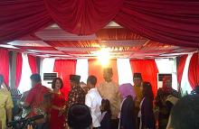 Ribuan Warga Batam Serbu Open House Wagub Kepri Soerya Respationo