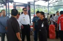 Wagub Kepri Soerya Respationo: Ruang Tunggu Pelabuhan Beton kok Mirip Gudang? 