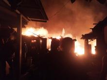 Malam Mencekam di Baloi Persero, Warga: Allahuakbar, Apinya Besar Sekali