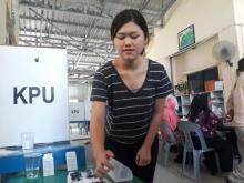 Melirik Wajah Gugup Putri Wali Kota Batam saat Ikut Pemilu