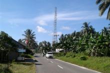 Mengemis Jaringan Komunikasi di Natuna
