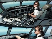 5 Pilot Cantik Indonesia Yang Bikin Penumpang Gagal Fokus