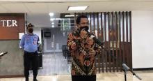 Keluarga Anggota DPR Ikut Divaksinasi, Sekjen: Nggak Ada yang Istimewa