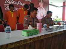Gembong Narkoba Upah Kurir Rp 150 Juta Bawa Sabu ke Indonesia