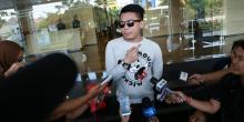 Keluar Penjara, Mucikari Robby Abbas Buka Artis Terlibat Prostitusi