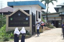 Wakil Kepsek SMP 10 Batam Diduga Terlibat