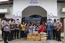 Polresta Barelang Gelar Baksos di Panti Asuhan-Jompo Sambut Nataru