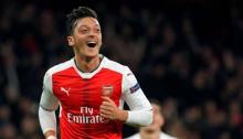 Arsenal Rebut Puncak Klasemen Usai Tekuk Stoke