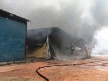 Camat Bahas Relokasi Korban Kebakaran Pasar Seken Taras