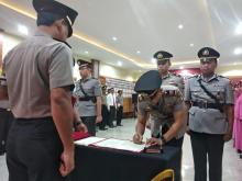 Polda Kepri Mutasi Tiga Kapolsek di Karimun 