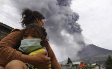 Lahar Dingin Gunung Sinabung Kubur Satu Desa, Tiga Kecamatan Terisolir