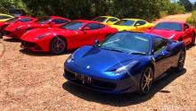 Ketika Mobil Ferrari Jajal Jalanan Kota Batam