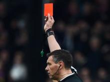 Terkini di Liga Inggris, Pemain Batuk Bisa Dikartu Merah