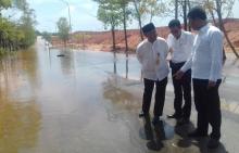 Walikota dan Pengusaha di Kabil Sepakat Perbaiki Jalan Langganan Banjir