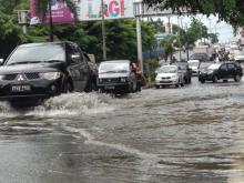 Batu 7 Tanjungpinang Macet Akibat Banjir