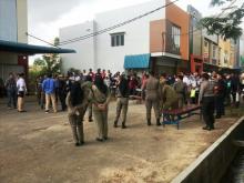 Kericuhan Warnai Jelang Penghitungan Suara di PPK Batam Kota
