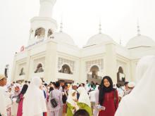 MenPAN-RB Sebut Masjid Sultan Mahmud Mirip Grand Mosque Abu Dhabi