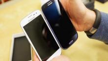 Ini Cara Membedakan Smartphone Asli dengan Replika