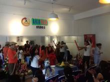 Tak Hanya Kelas Yoga, Anjay Yoga Juga Buka Kelas Zumba