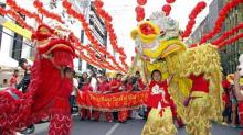 Warga Tionghoa di Karimun Percaya Barongsai Bisa Usir Monster