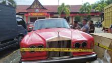 Polres Tanjungpinang Limpahkan Tangkapan Mobil Klasik ke Bea Cukai