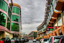 Muslim Singapura Pilih Belanja Lebaran di Batam