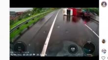 Viral Video Detik-detik Kecelakaan Mobil Milik Chacha Sherly