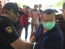 Tengah Asik Duduk di J.CO Donuts Nohil, Seorang DPO Korupsi Ditangkap Polisi di Batam