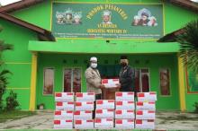 Konjen Tiongkok Kirim 500 Paket Sembako untuk Warga Batam