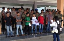 Mahasiswa Demo Pertanyakan Pembangunan GCC dan Penyewaan Bus Sekolah Rp 19,9 Miliar