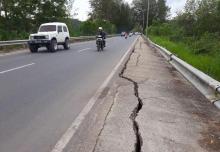 Bahaya, Pembatas Jalan Sungai Ladi Nyaris Amblas