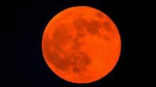 Supermoon di Batam Terlihat Sebagian