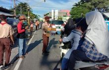 FKPS dan Organisasi Sosial Natuna Galang Dana untuk Korban Kebakaran di Jemengan