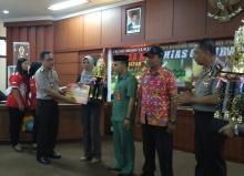 Gapura Perumahan Legenda Malaka 2 Juara 1