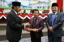 APBD-P Kepri Capai Rp 3,040 triliun, Nurdin Janji Bayar Utang