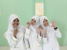 [BREAKINGNEWS] Mayat Gadis Cantik Ditemukan di Parit Hotel Vista. Di Leher Ada Bekas Gorokan